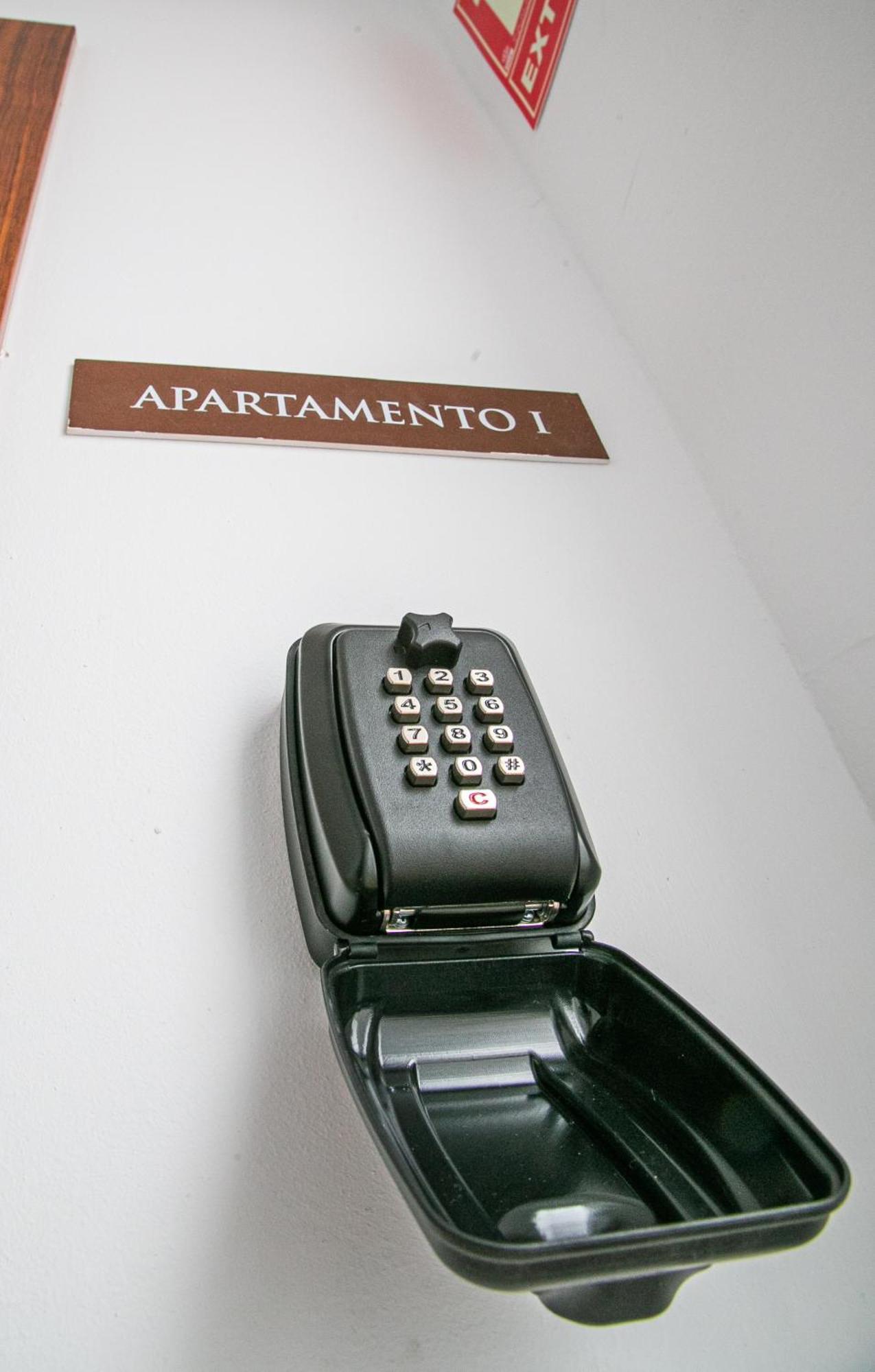 Apartamentos Gemina เมรีดา ภายนอก รูปภาพ