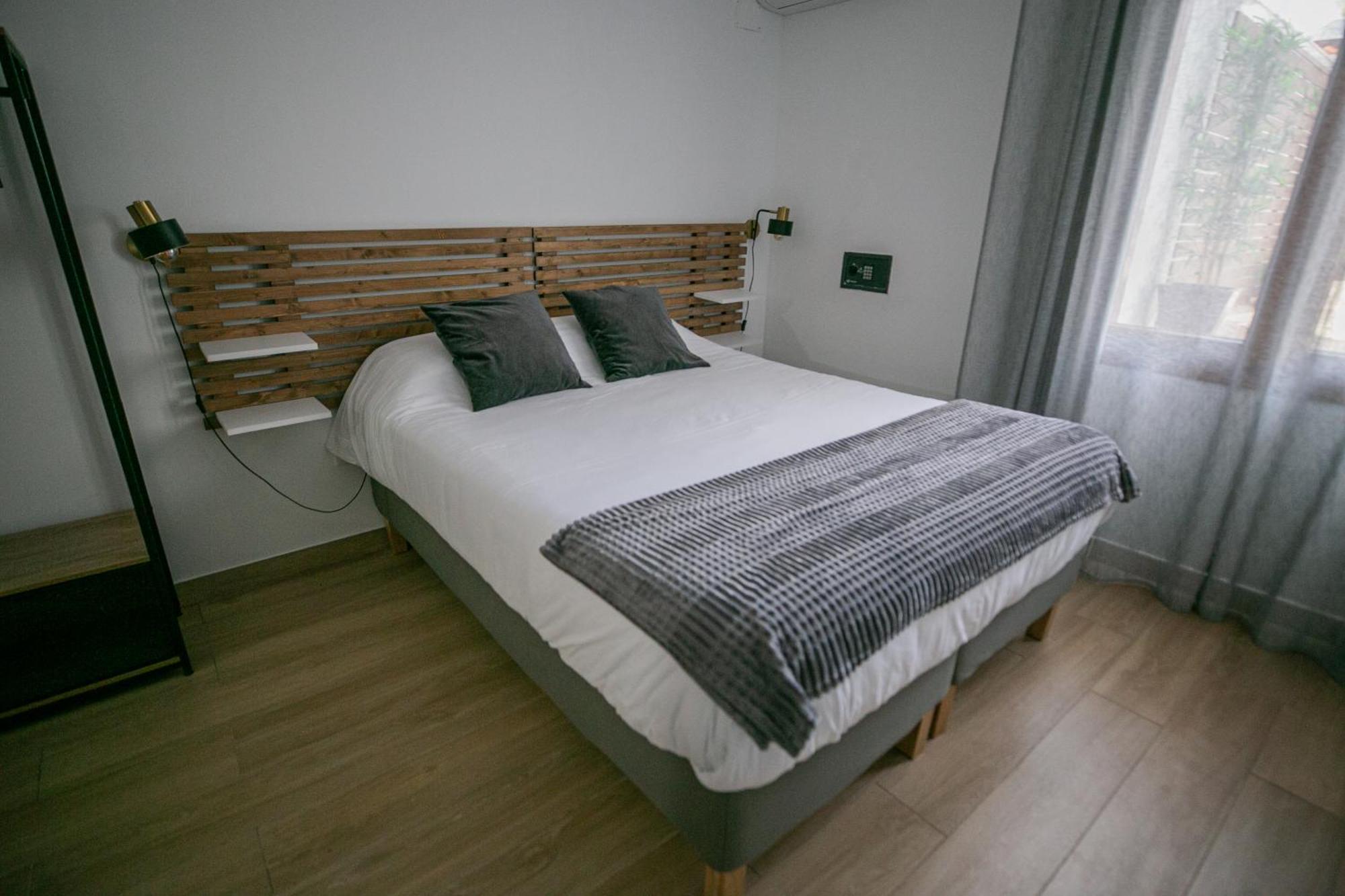 Apartamentos Gemina เมรีดา ภายนอก รูปภาพ